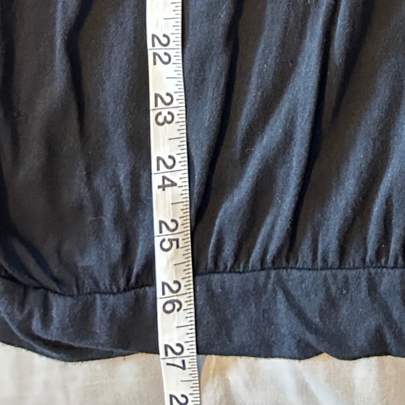 Banana Republic Black Basic Deep V-Neck Sleeveless Cinch SideTank Top Blouse - Picture 11 of 13